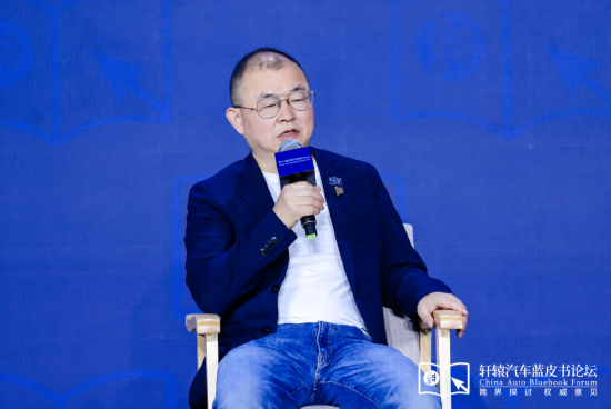 为什么汽车行业要反内(🐊)卷？贾可：既要配置高又要价格低，上帝都(👄)做不了